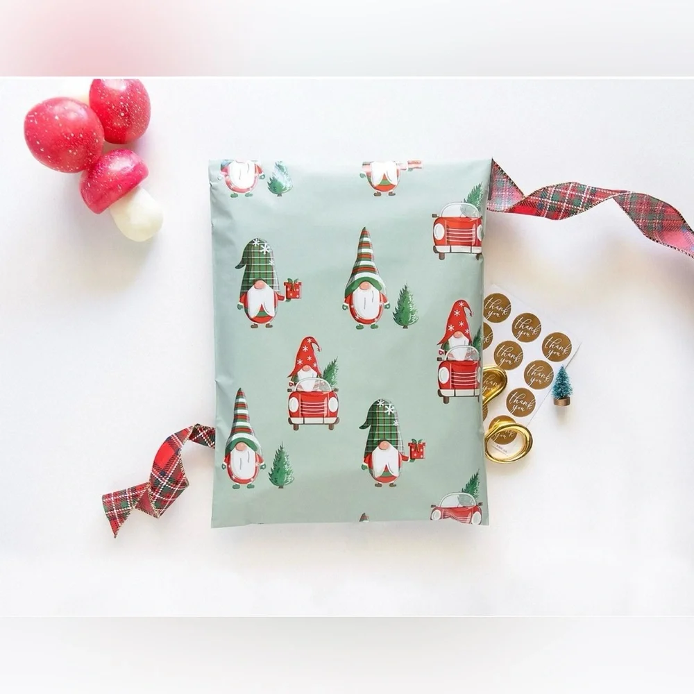 Gnomes 20 Poly Mailers 10x13 *Buy Now Price*